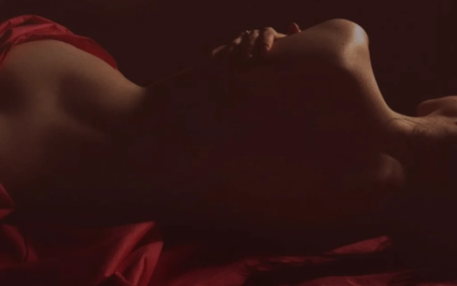طقس Nuru SPA الحريري